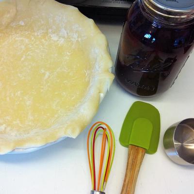 Sweet Cherry Pie Filling - CANNING AND COOKING AT HOME